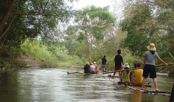 Barca de Bambu